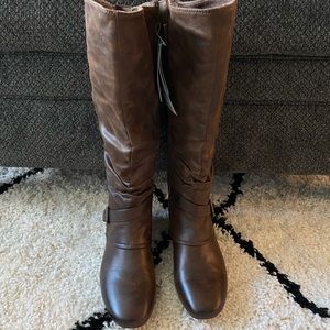 Baretrap women size 9.5 WC knee-high boots. NWT